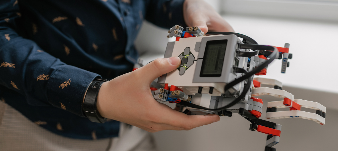 Розвиваючі заняття з Lego для дітей 10-12 років-2024-02-05 16:15