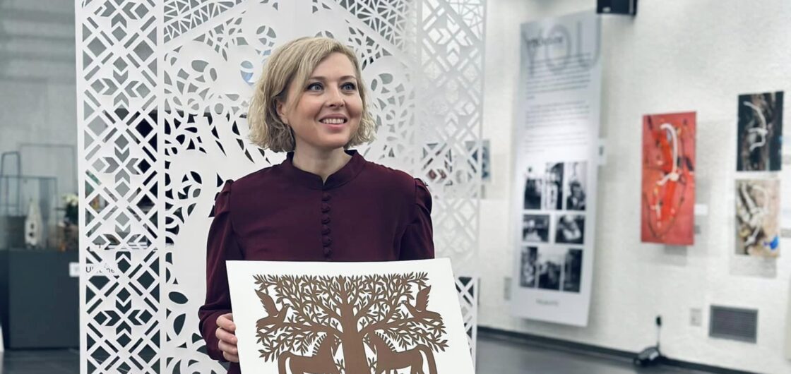 Виставка робіт Дарії Альошкіної «Плин часу» у Гданську